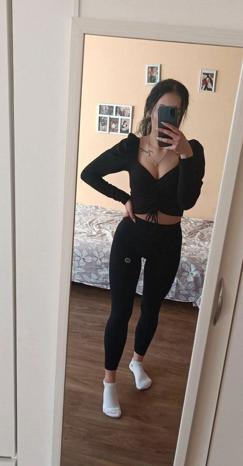 Verlegen.Nienke