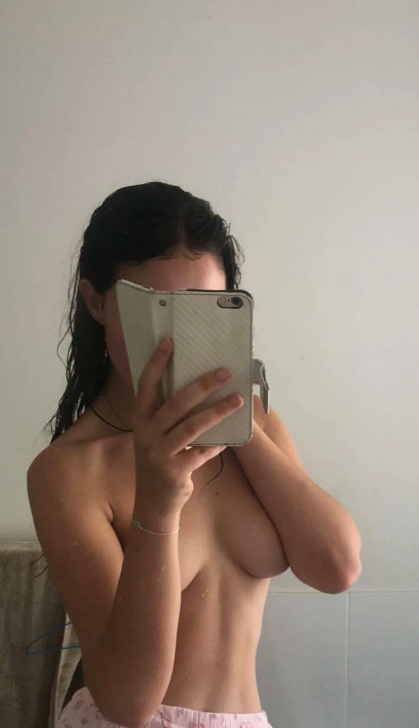Eenzaam_Sharon