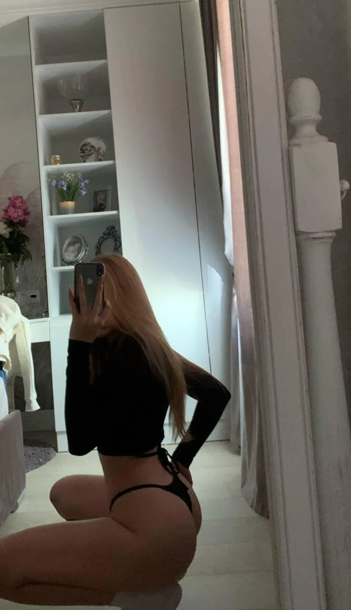 JulieSingle
