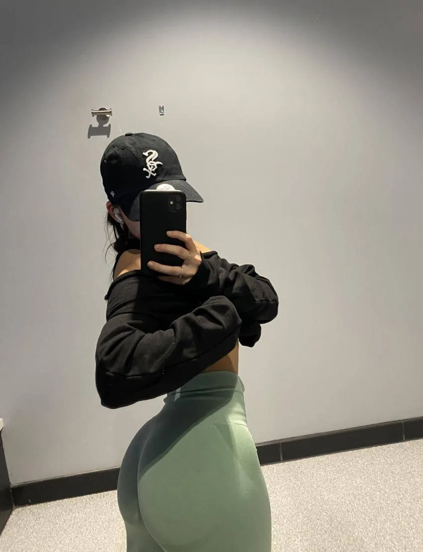 CharlotteMeid49